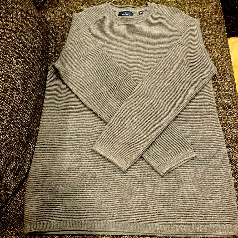 Men’s Toscano grey ribbed wool sweater